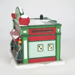 Department 56 Warm & Cozy Yarn Shop -Country Christmas Loft a28im5oapj2xdabsnmh3