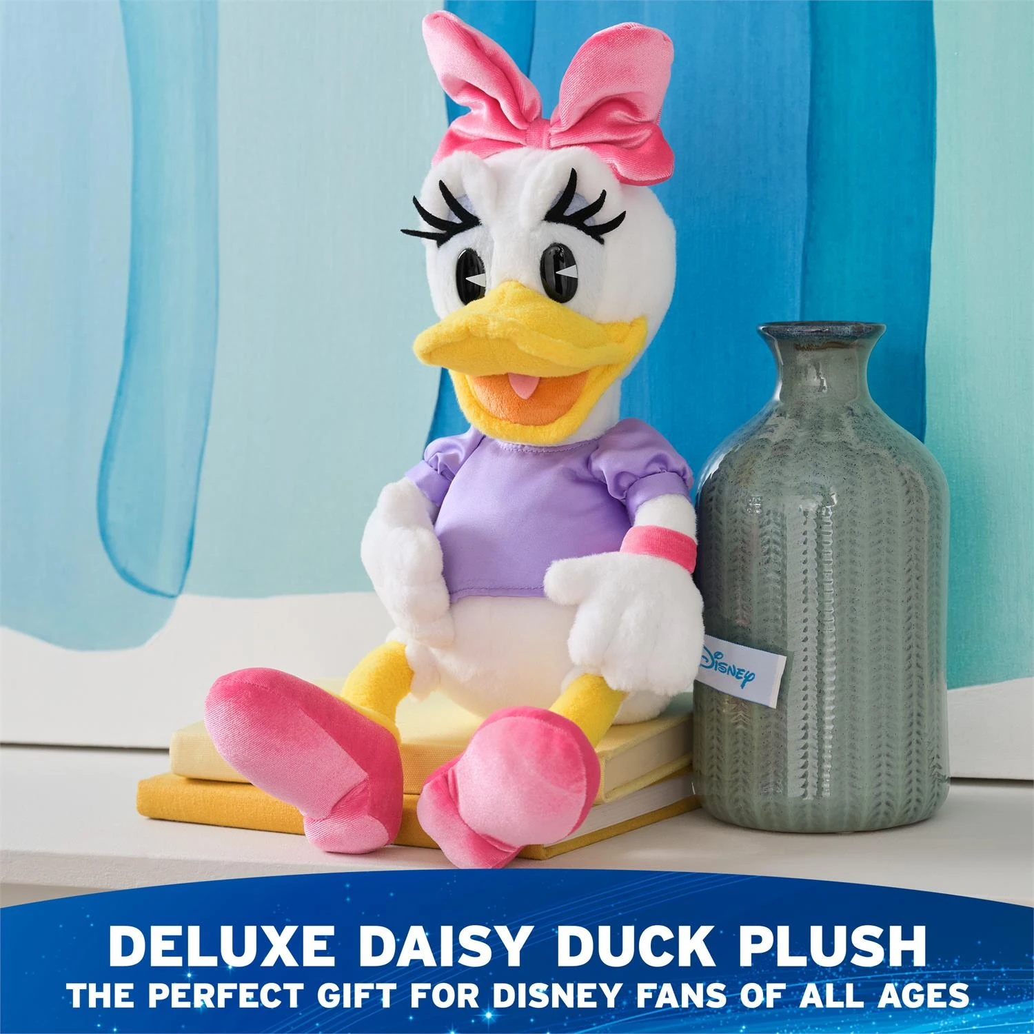 GUND Daisy Duck Plush 4 GUND Daisy Duck Plush - Image 2