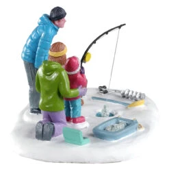 Lemax Her First Fish! 9 Lemax Her First Fish! -Country Christmas Loft fljzxevzhqkdhgbe84cg