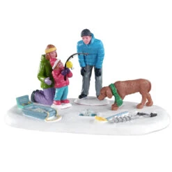 Lemax Her First Fish! 8 Lemax Her First Fish! -Country Christmas Loft fqsxyfkjgprrzixc9odp