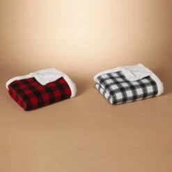 Fabric Plaid Throw With Faux Fur - -Country Christmas Loft vfednjjv2afysinyaua7
