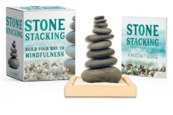 Stone Stacking -Country Christmas Loft zyzazoweayn8wni527rs
